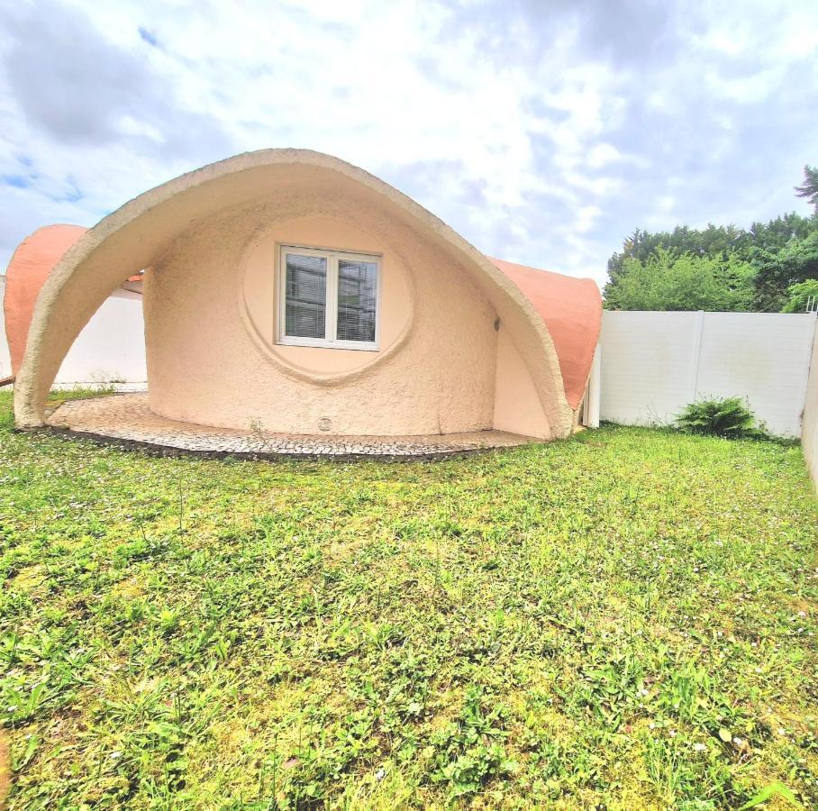 La Maison Des Schtroumpfs Villa Pau Exterior foto